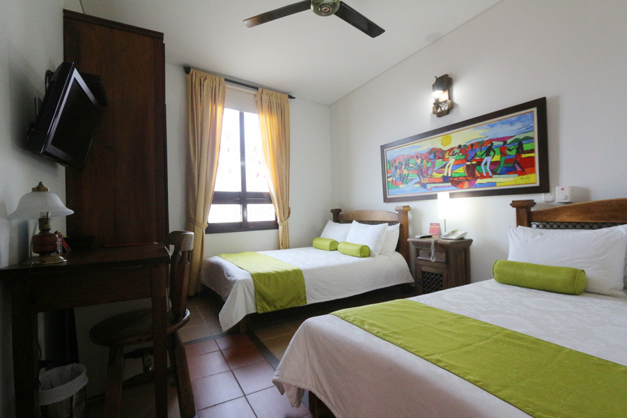 Habitacion-Victoria-Hotel-San-Antonio